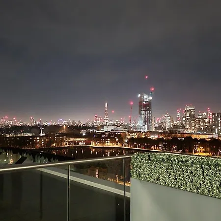 Riverside 1Br With Easy Transport 20Min To City Centre London Exterior photo