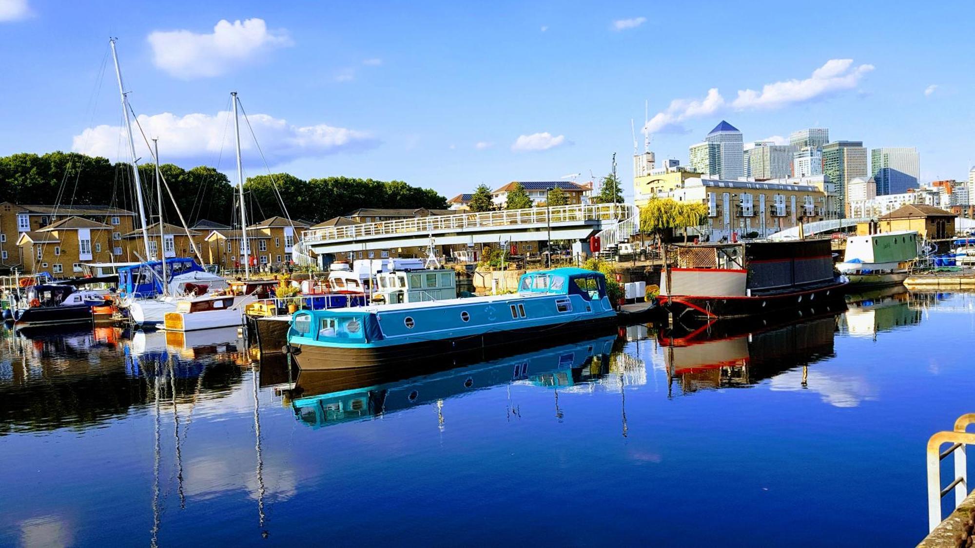 Riverside 1br With Easy Transport 20min To Centre Apartment